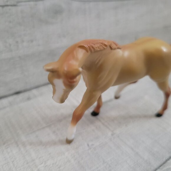 Breyer Reeves 1991 Chestnut Foal Model Horse Figurine Collectible Toy - Picture 2 of 6